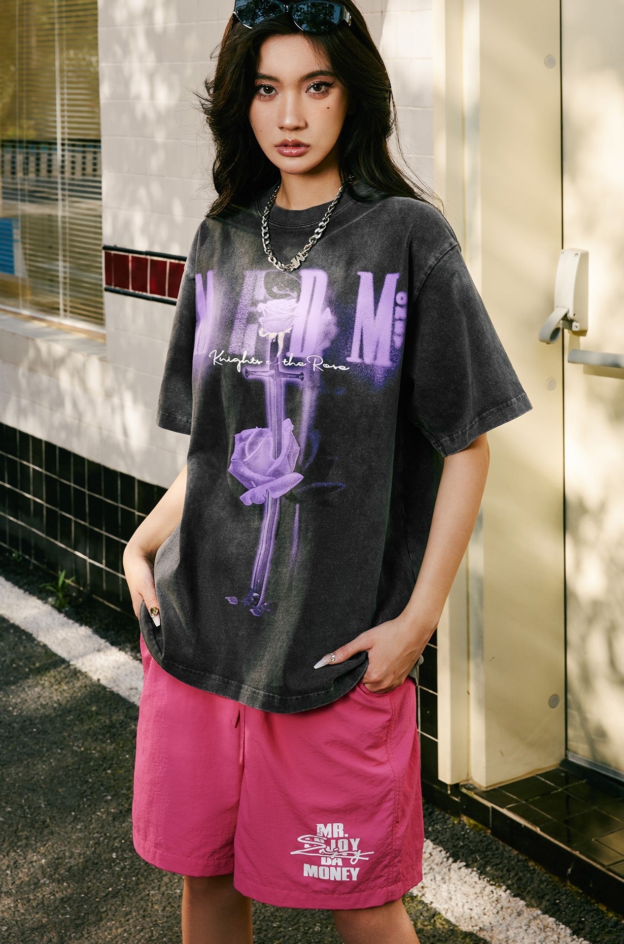 MEDM Retro Distressed 'Sword & Rose' T-Shirt