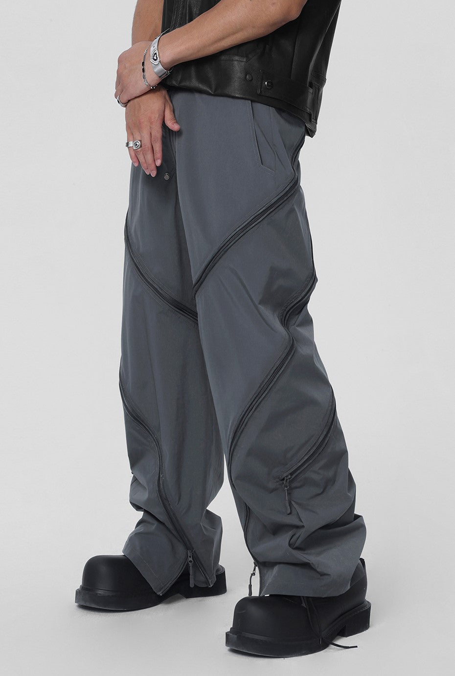 JHYQ Vertical Zip Utility Cargo Pants
