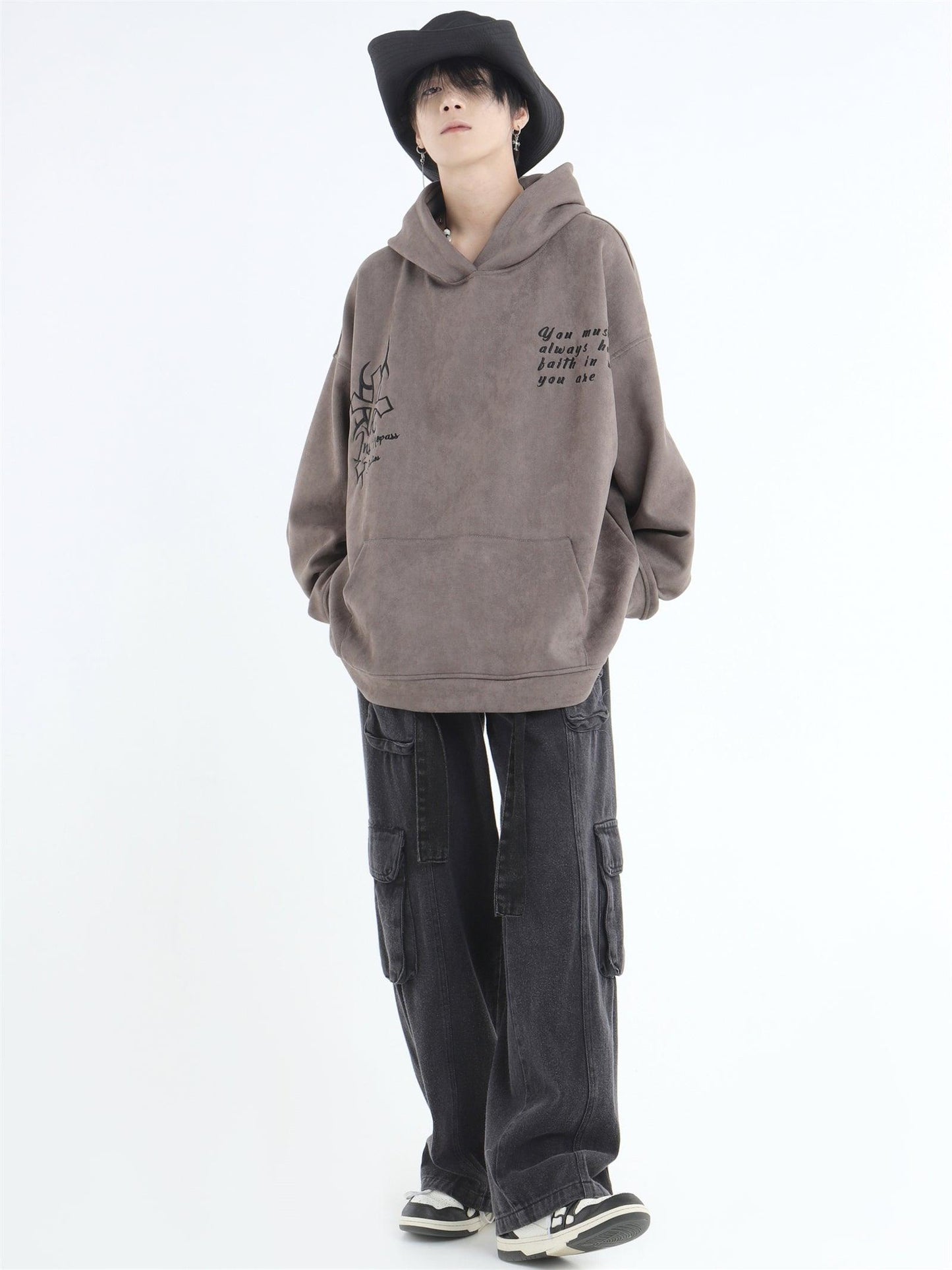 INSstudios Oracle Velvet Pullover