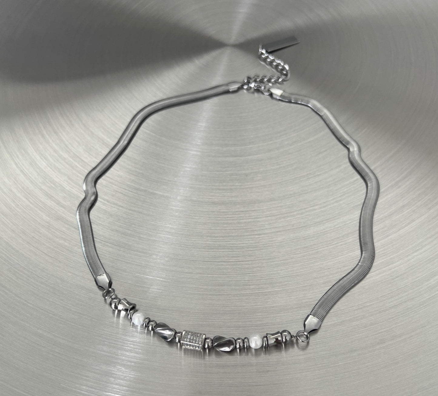 MINBIN Silver Snake Chain Necklace with Beaded Accents