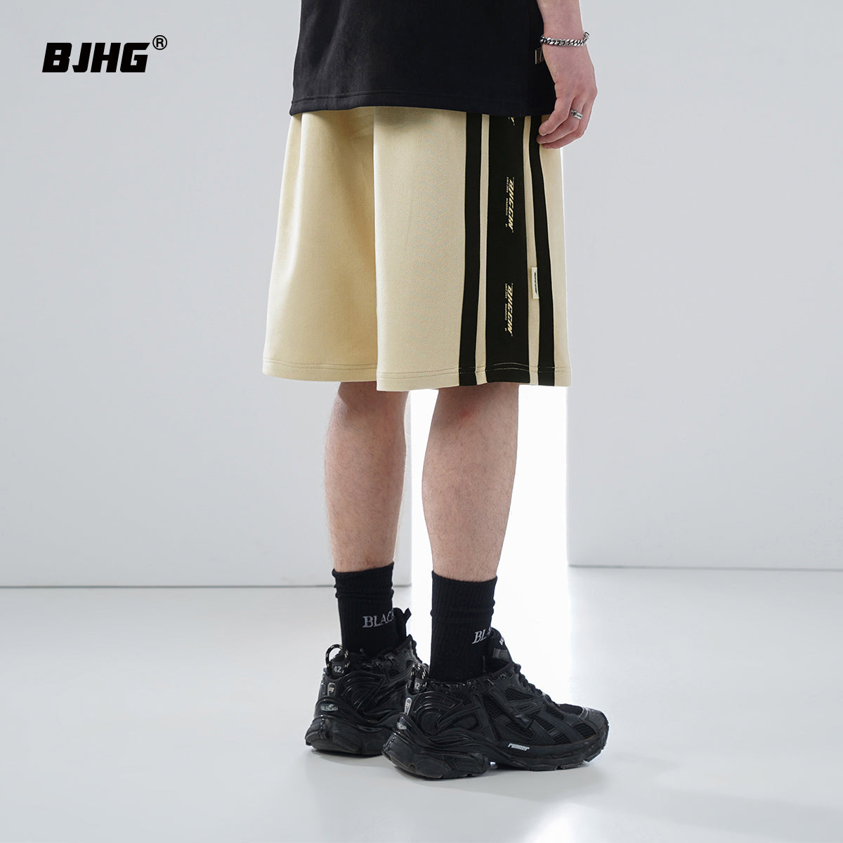 BJHG Velour Wide-Leg Lounge Shorts