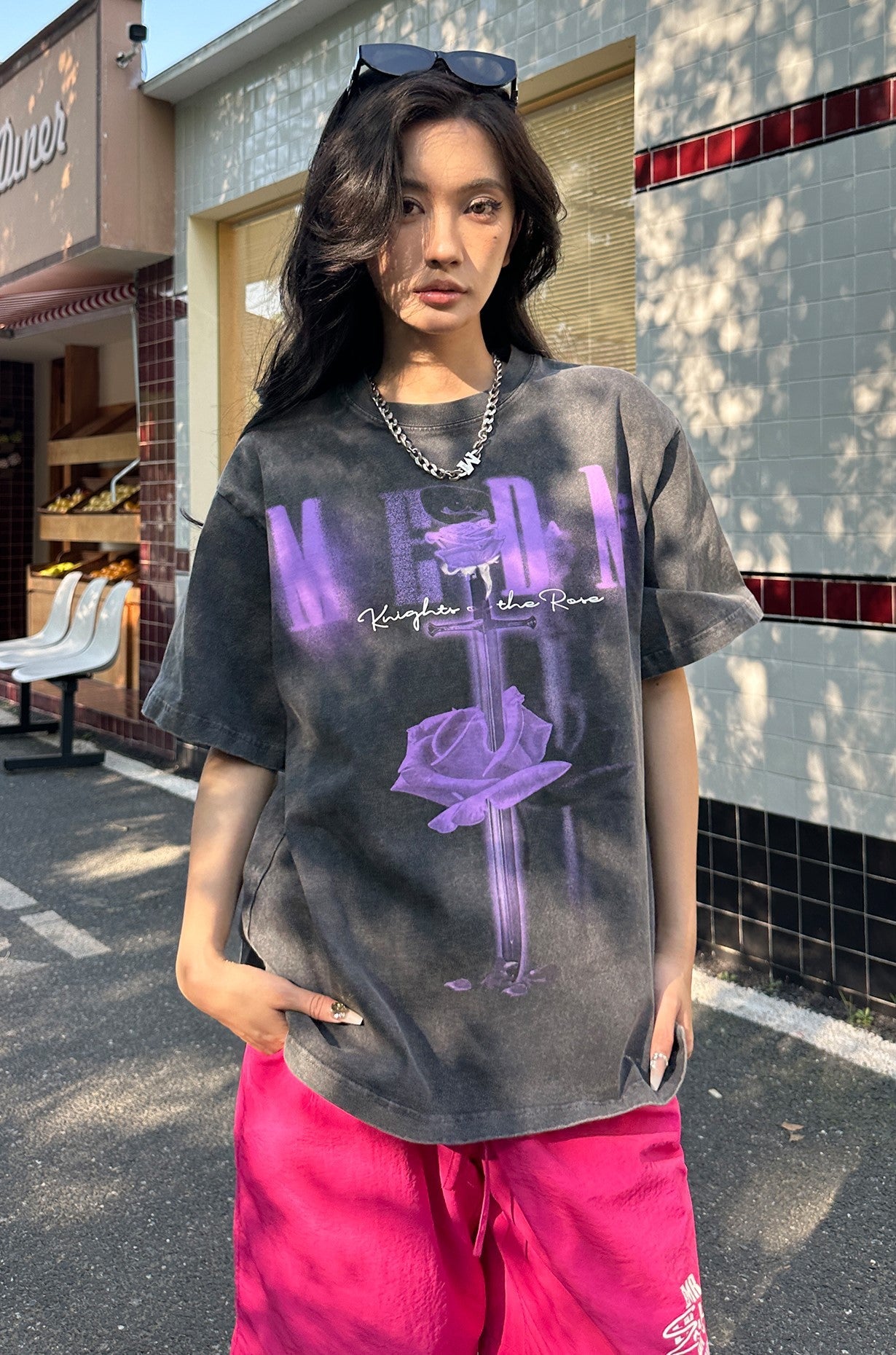 MEDM Retro Distressed 'Sword & Rose' T-Shirt