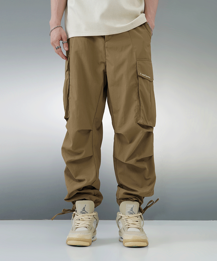 BJHG Pleated Utility Cargo Trousers