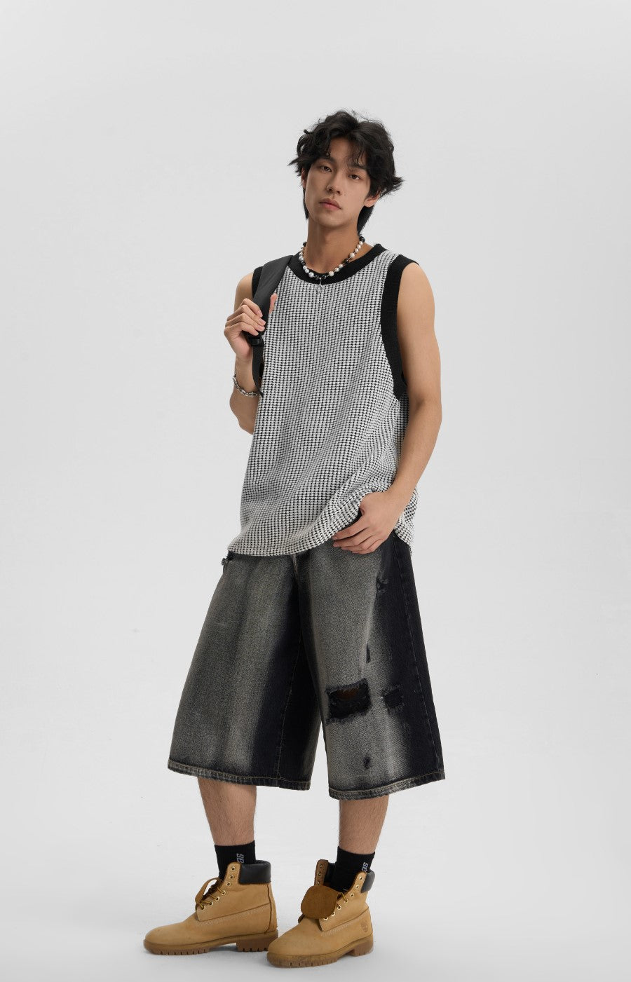 JHYQ Distressed Grunge Capri Denim Shorts