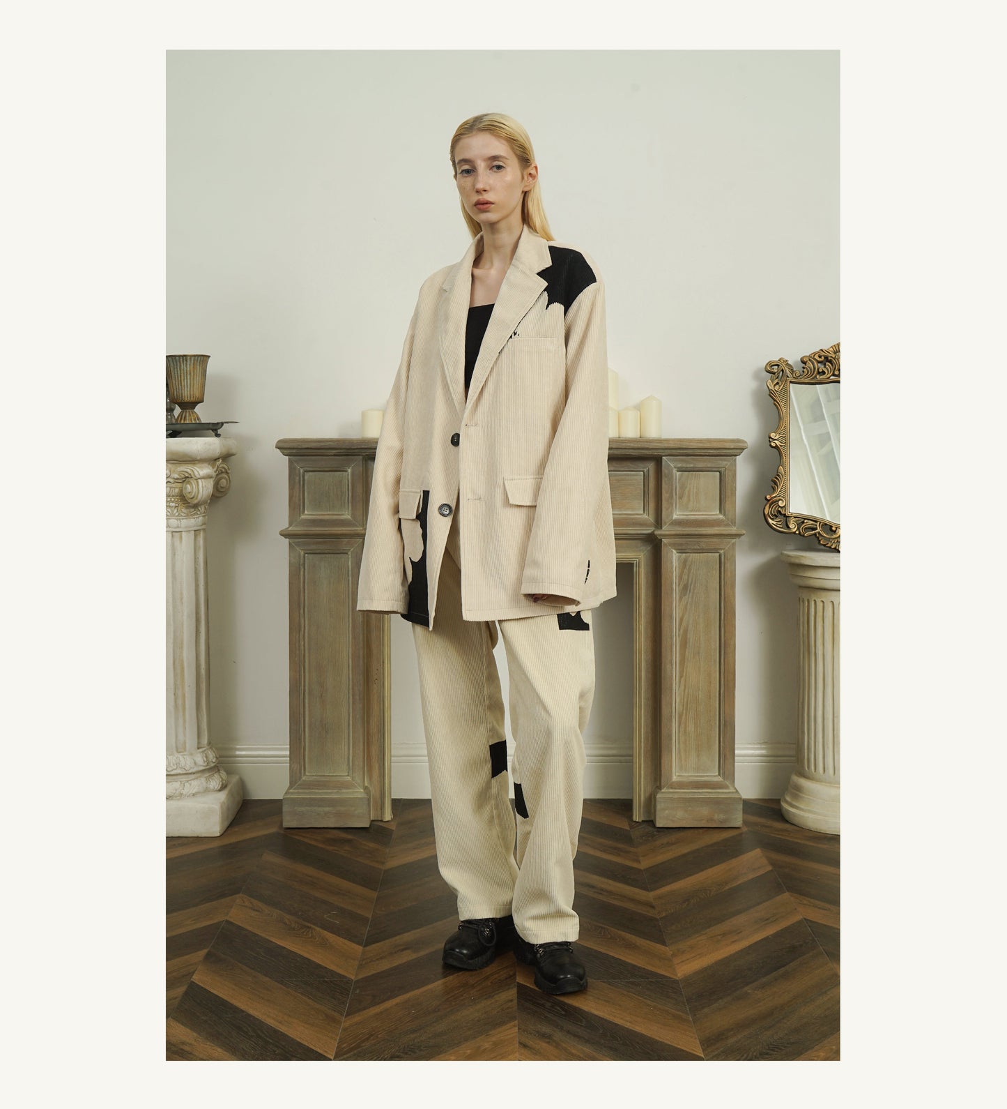 Two-Tone Flower Corduroy Pants - Empty Reference