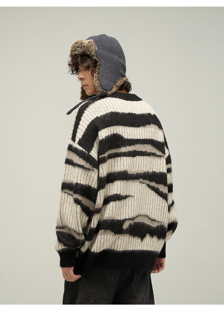 WLNEXT Two-Tone Striped Sweater