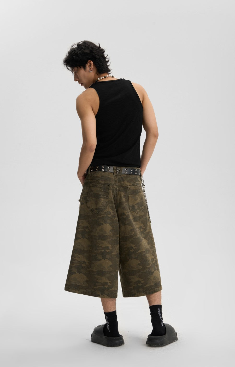 JHYQ Camouflage Capri Cut-Off Shorts