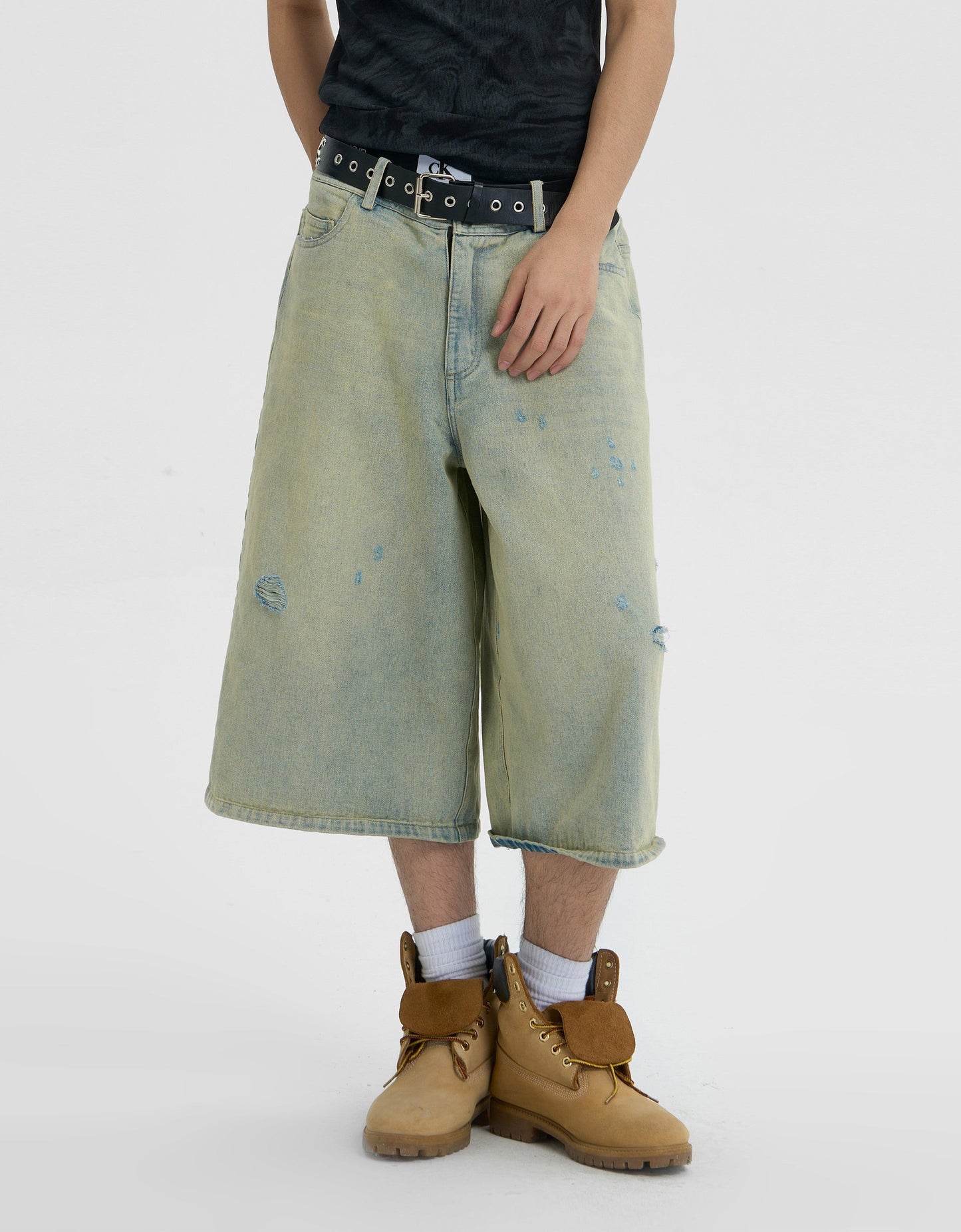 JHYQ Light Wash Capri Denim Shorts