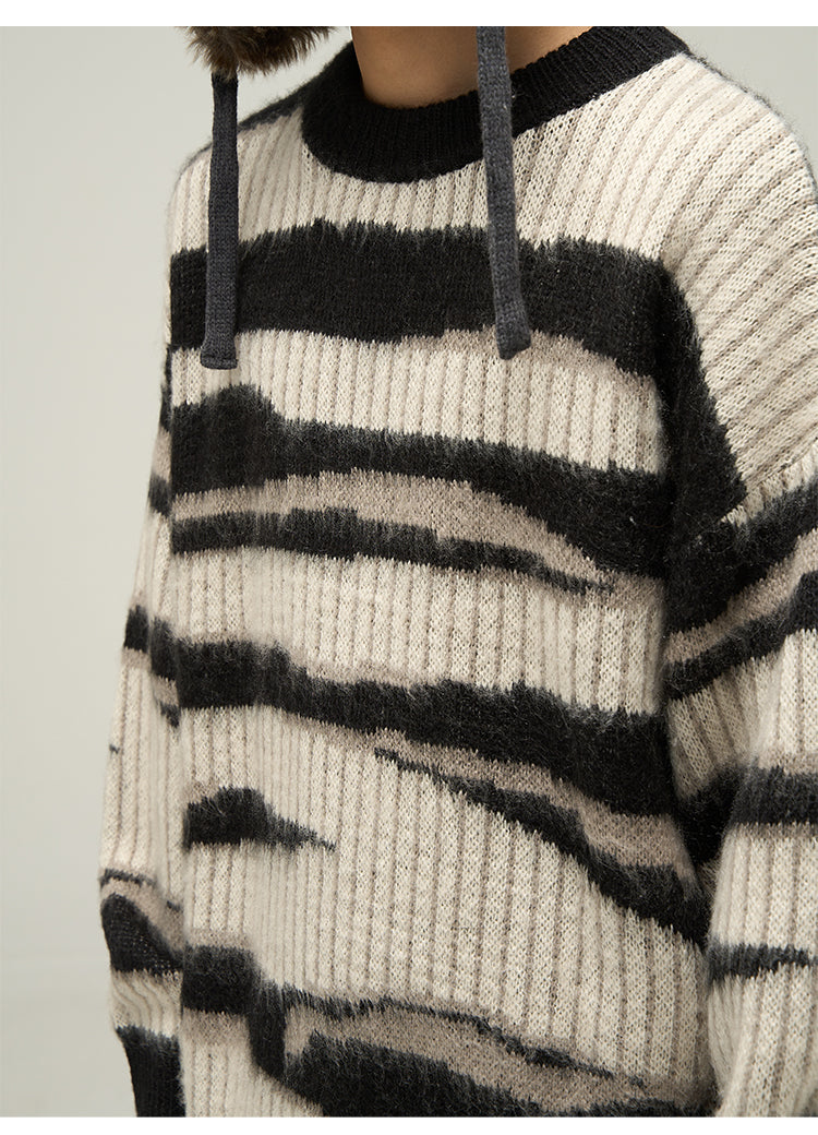 WLNEXT Two-Tone Striped Sweater