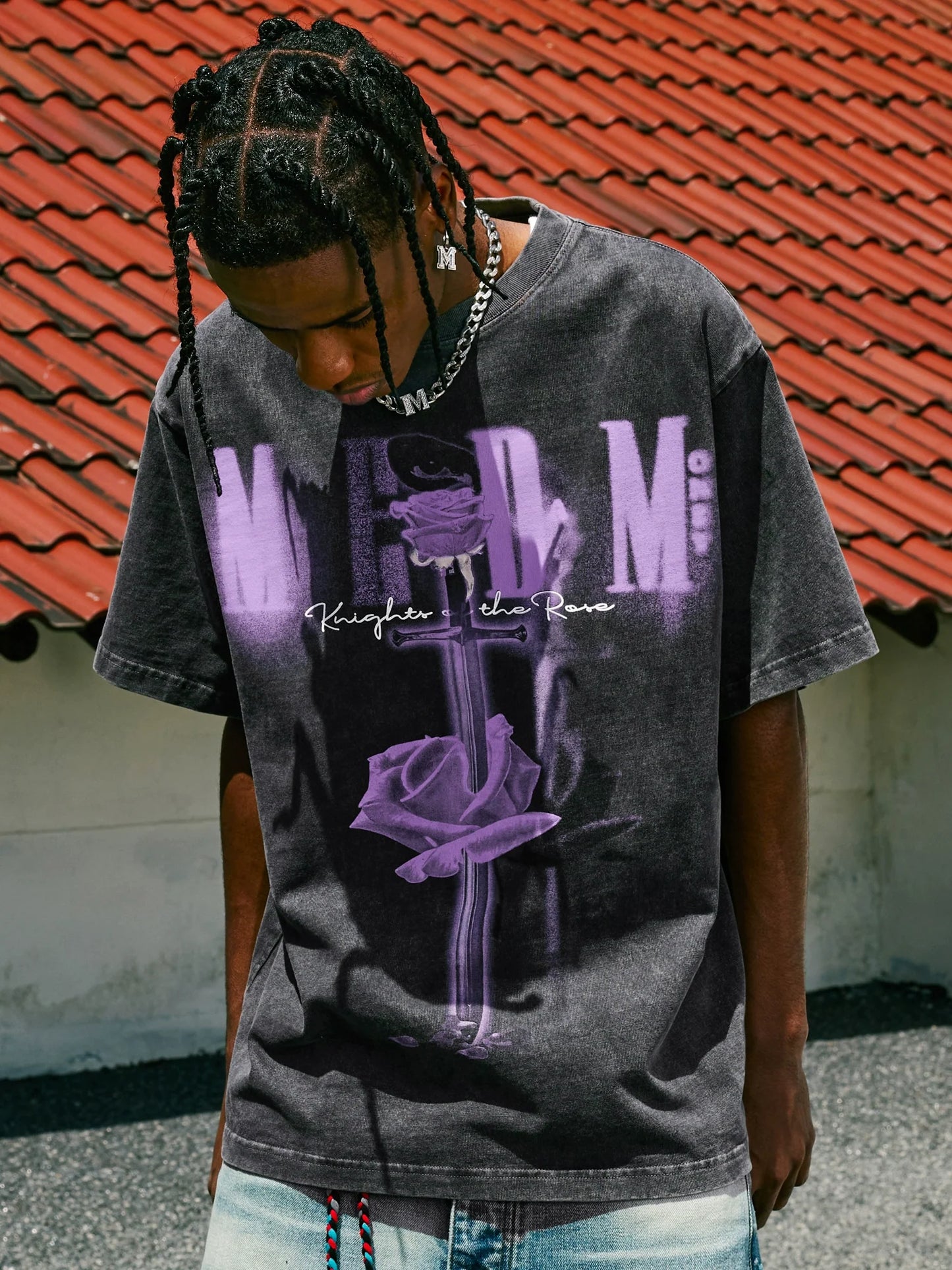 MEDM Retro Distressed 'Sword & Rose' T-Shirt