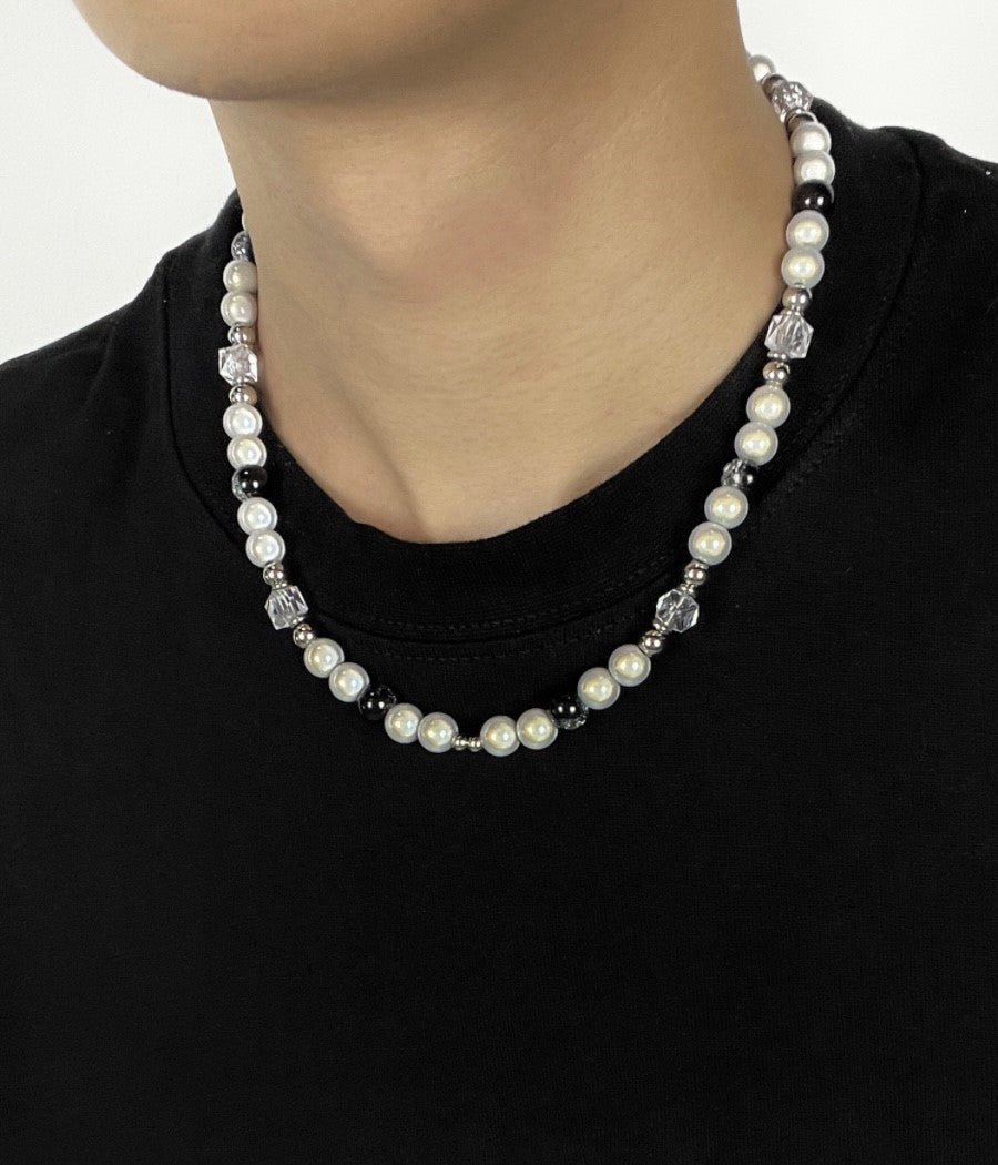 MINBIN Elegant Monochrome Pearl Necklace