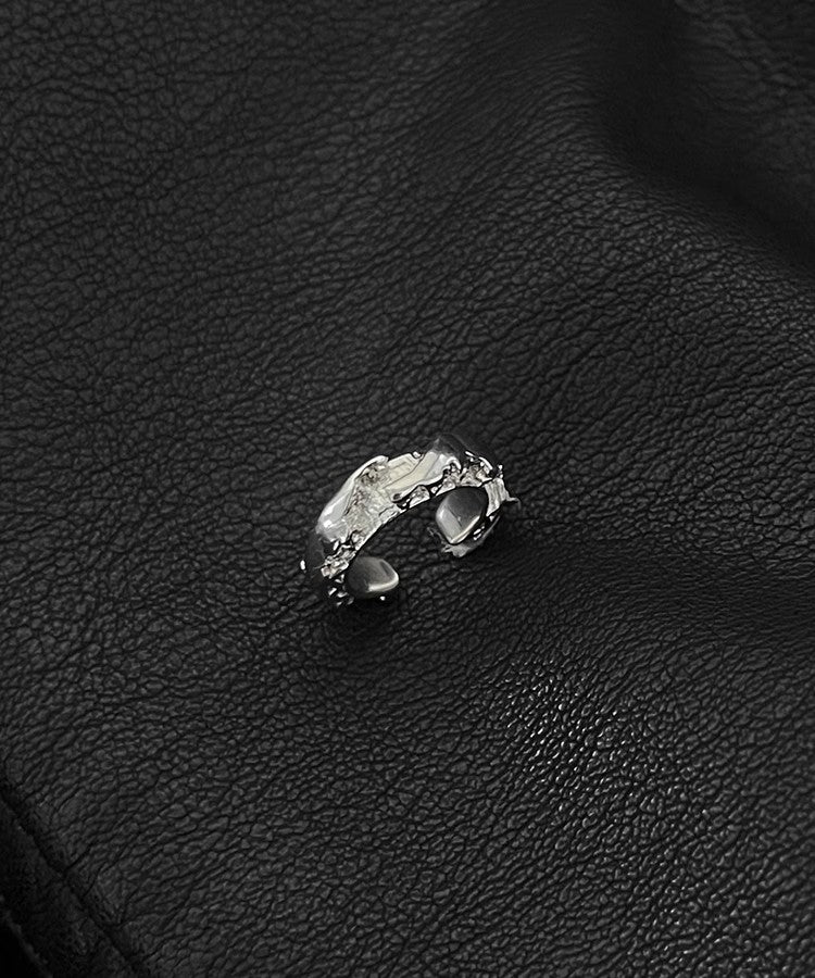 HEIMA Kawa Ear Cuff Accessory