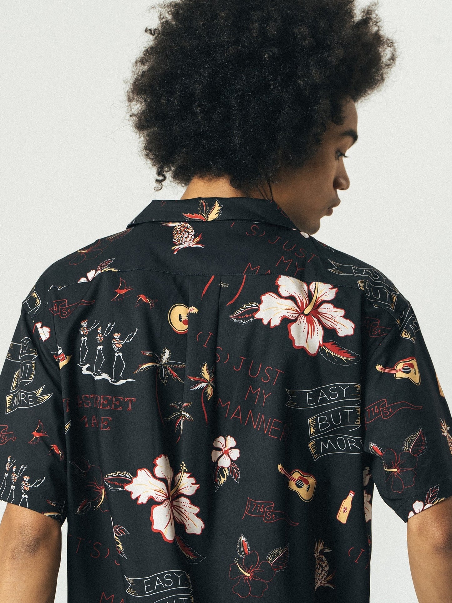 714street 'Luau' Short Sleeve Button-Up Shirt