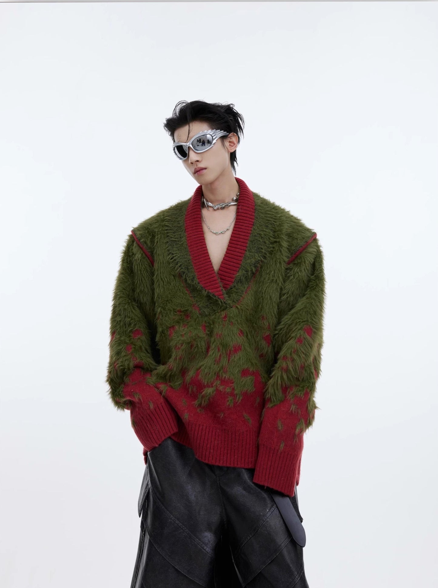 CulturE Contrast Textured V-Neck Knit Sweater