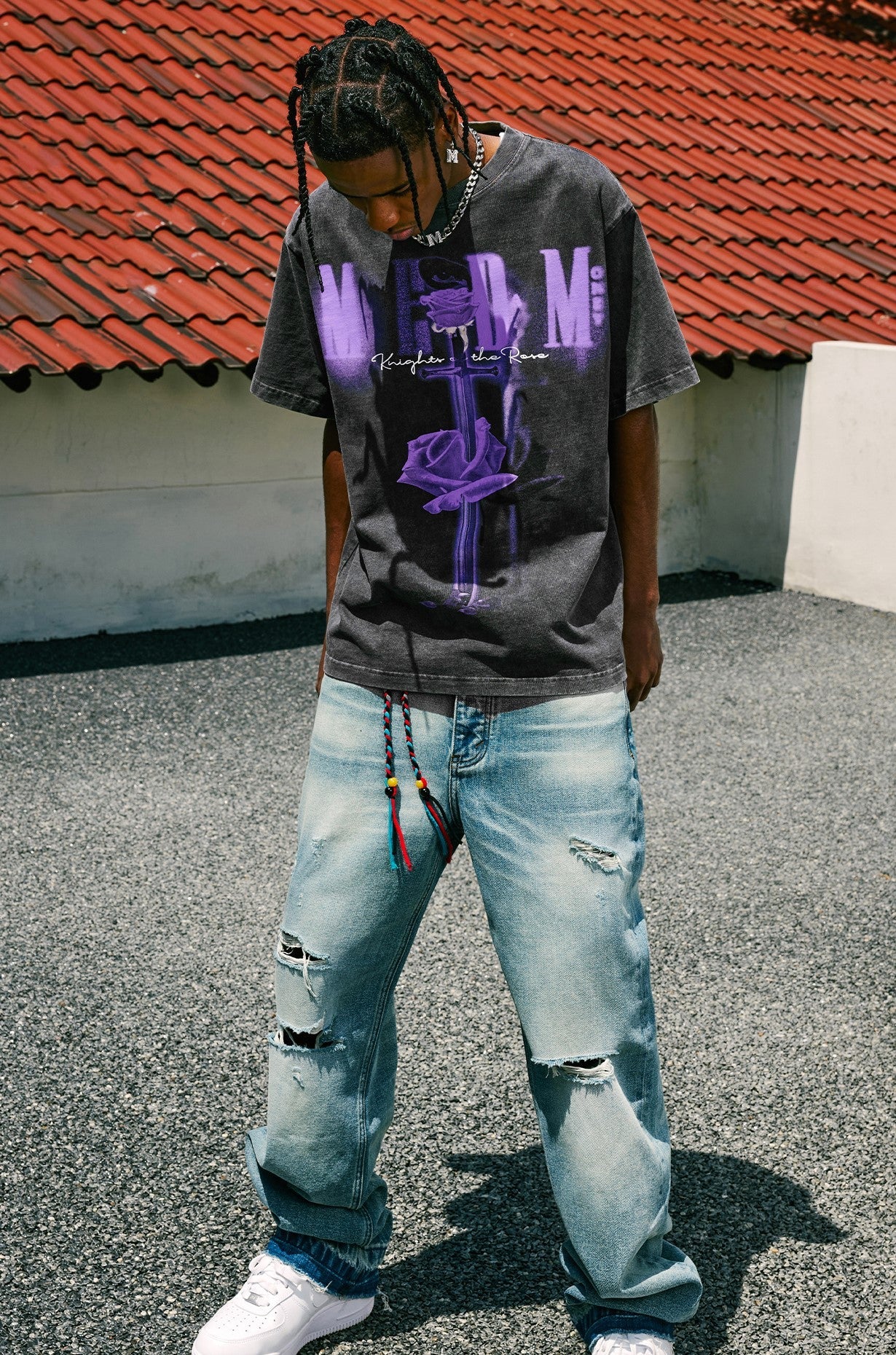 MEDM Retro Distressed 'Sword & Rose' T-Shirt