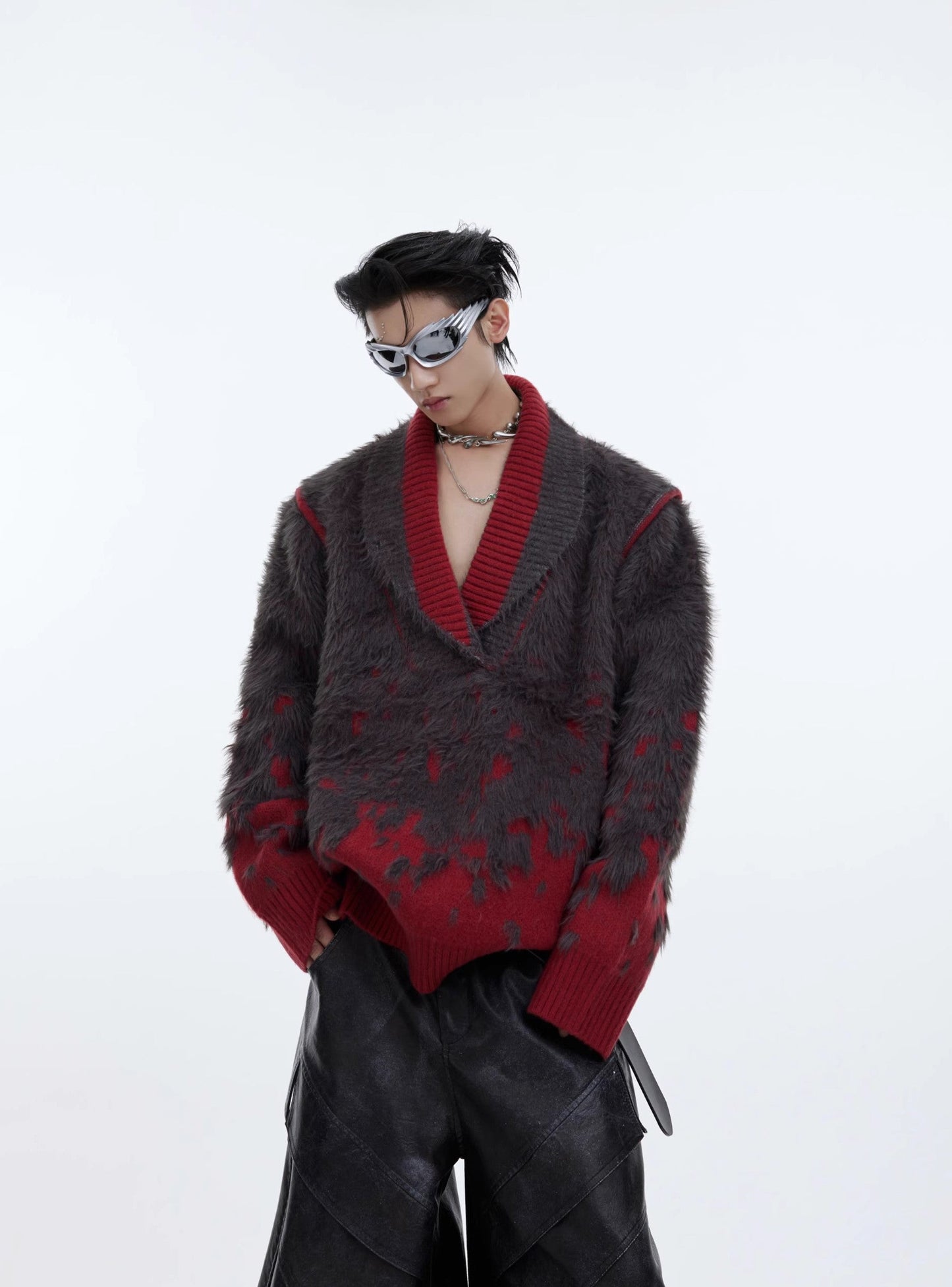 CulturE Contrast Textured V-Neck Knit Sweater