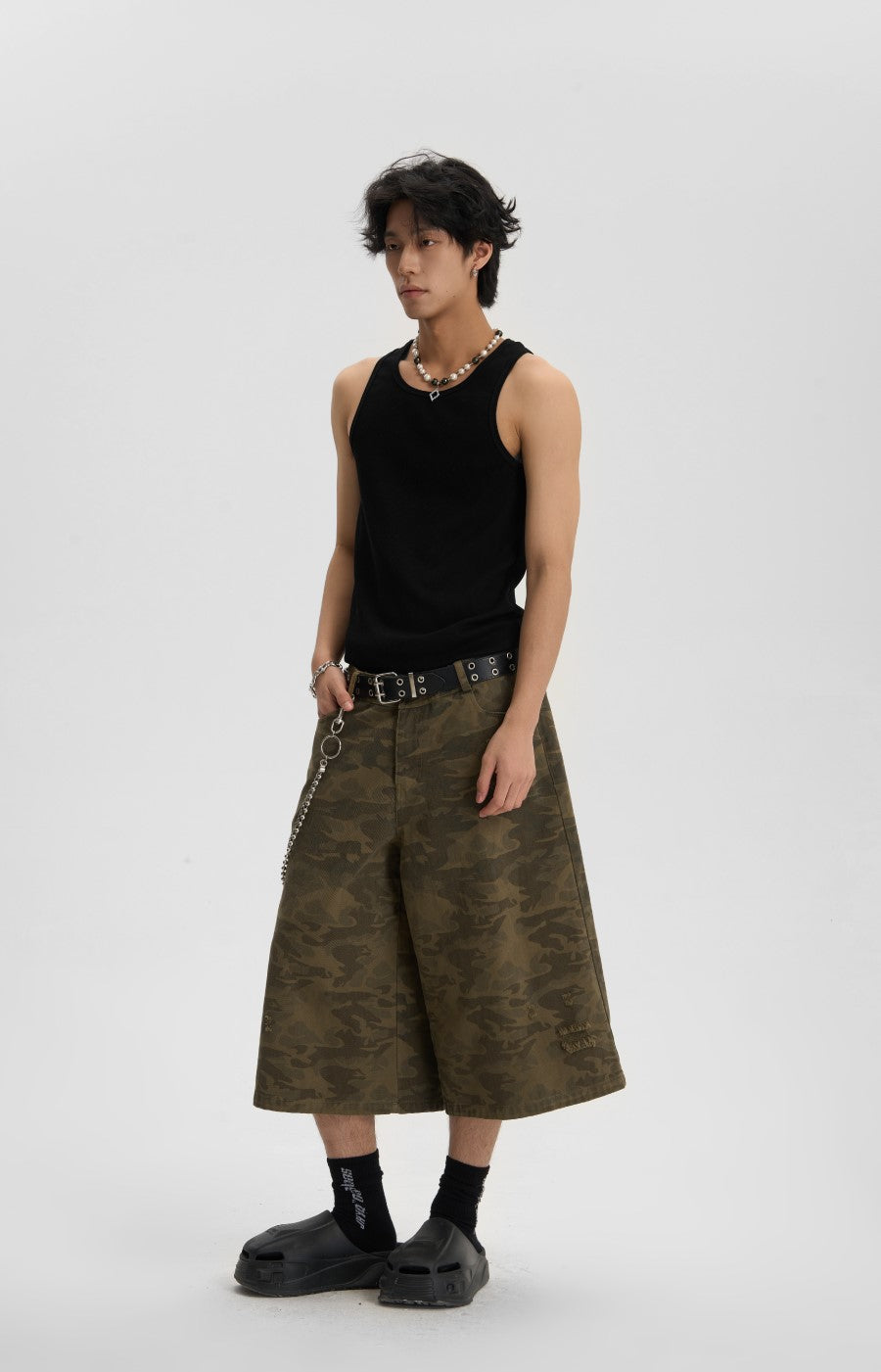JHYQ Camouflage Capri Cut-Off Shorts