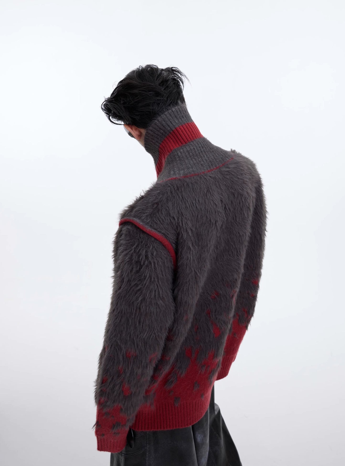 CulturE Contrast Textured V-Neck Knit Sweater