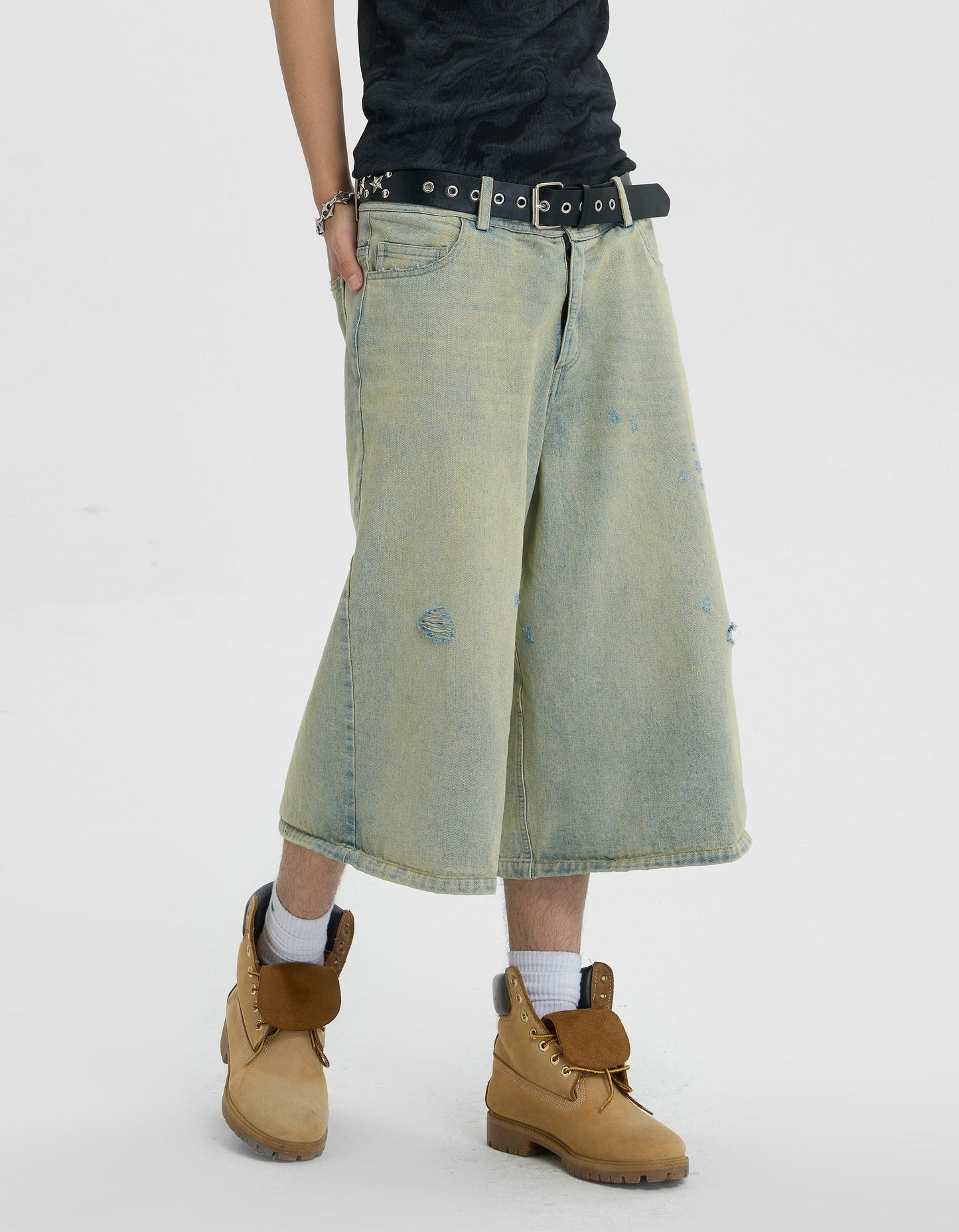 JHYQ Light Wash Capri Denim Shorts