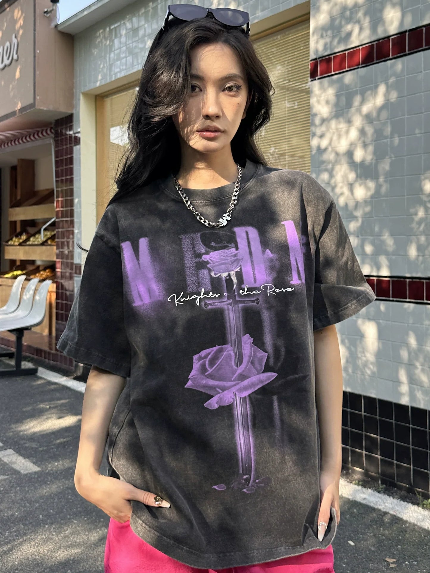 MEDM Retro Distressed 'Sword & Rose' T-Shirt