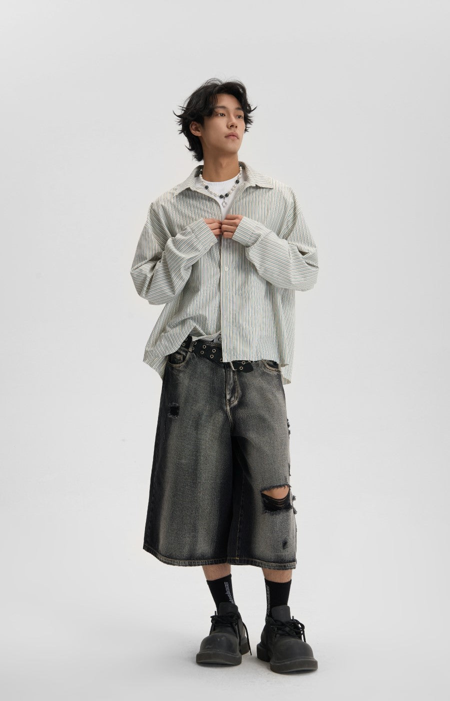 JHYQ Distressed Grunge Capri Denim Shorts