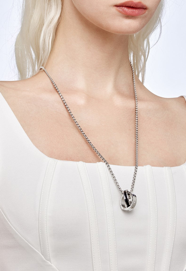 GUUKA Dual Circle Necklace