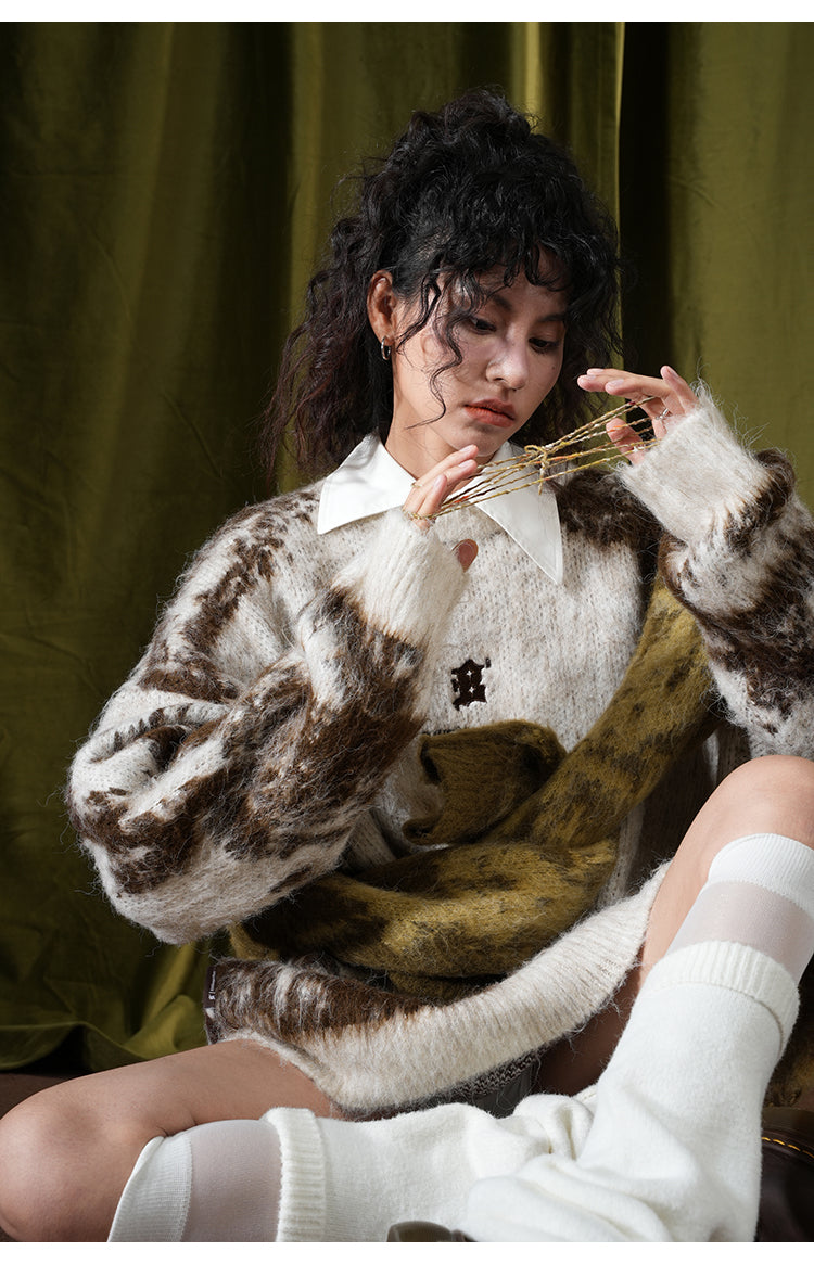 BJHG Textured Jacquard Knit Sweater