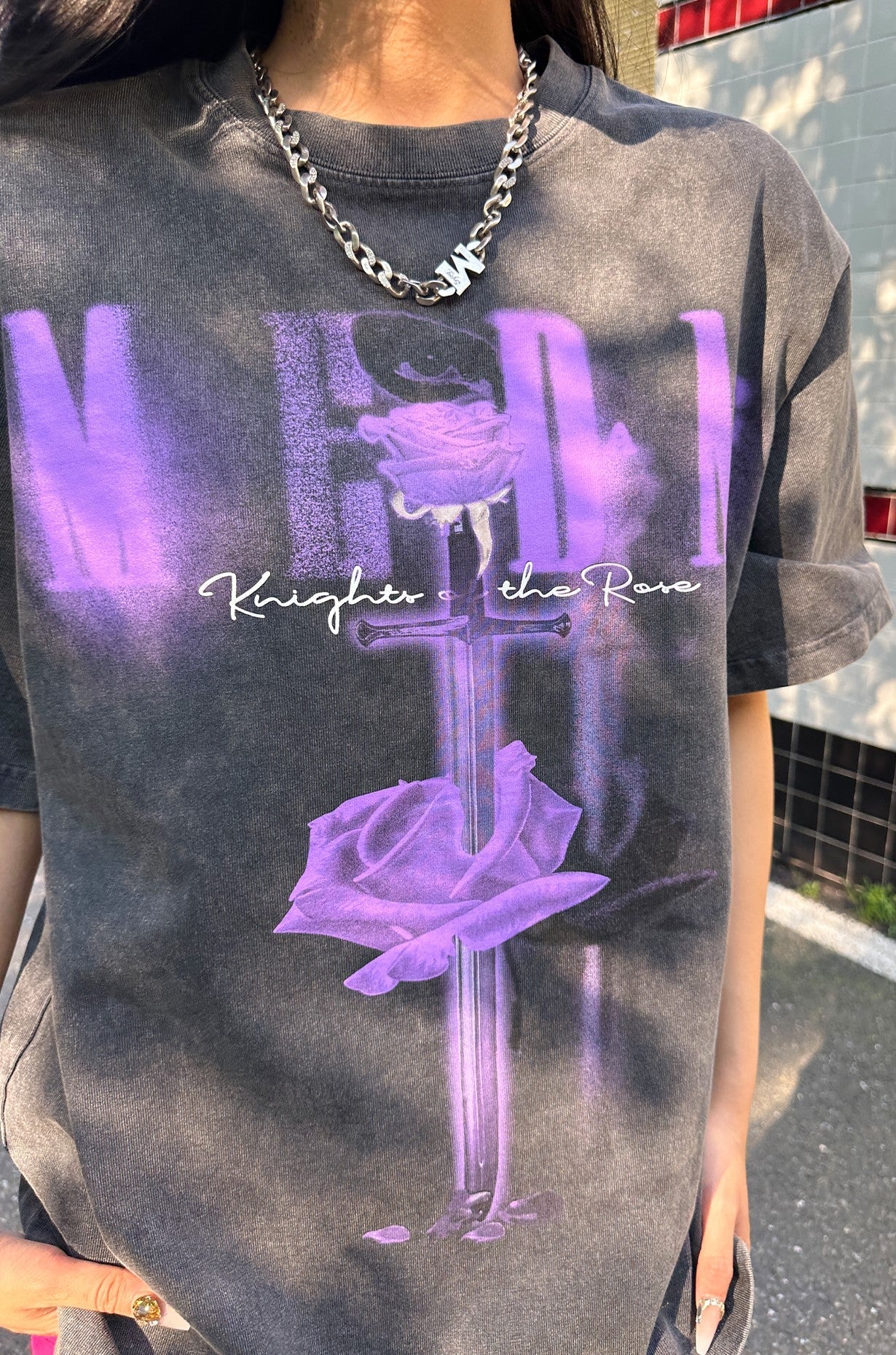 MEDM Retro Distressed 'Sword & Rose' T-Shirt