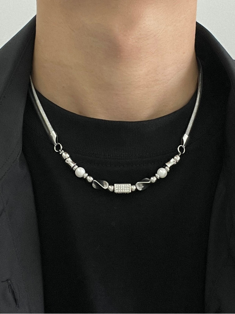 MINBIN Silver Snake Chain Necklace with Beaded Accents