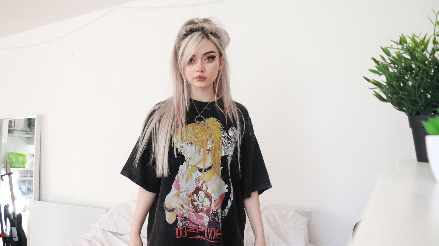 Retro Distressed 'Misa' T-Shirt